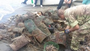 Rifiuti raccolti a Marina Grande - Sorrento