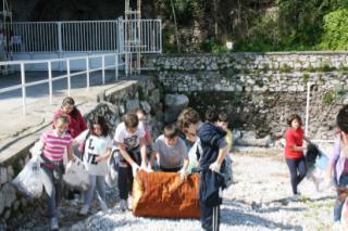 Giornate di pulizia, via le cicche dalle spiagge