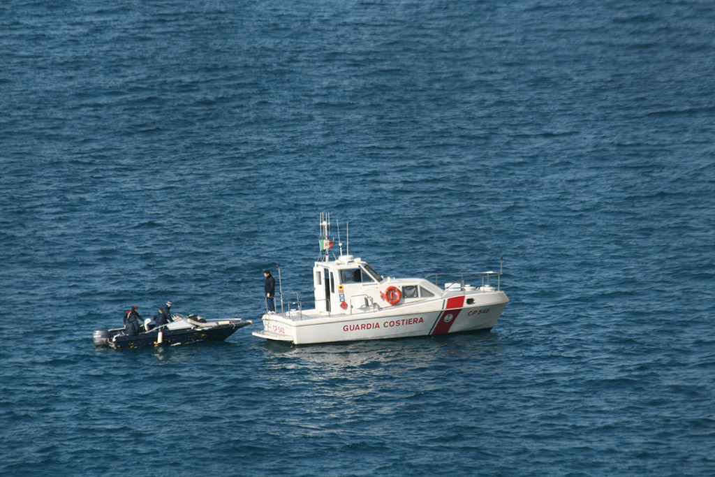 Controlli Capitaneria Punta Campanella